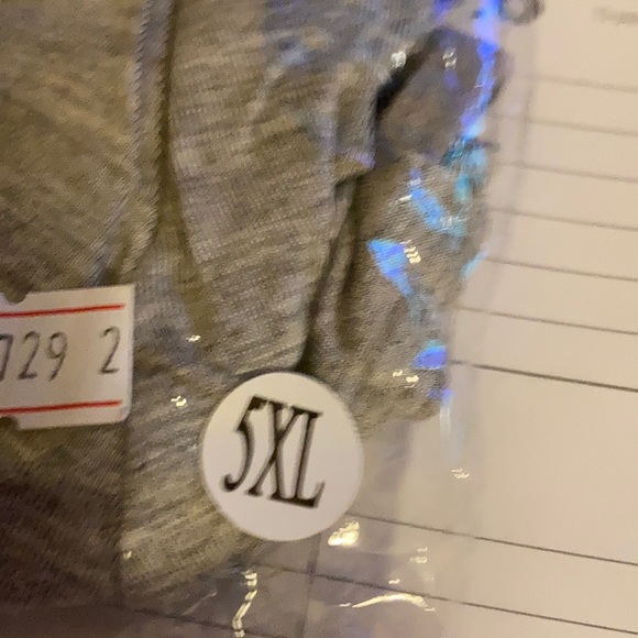 Nighty - Picture 4 of 5